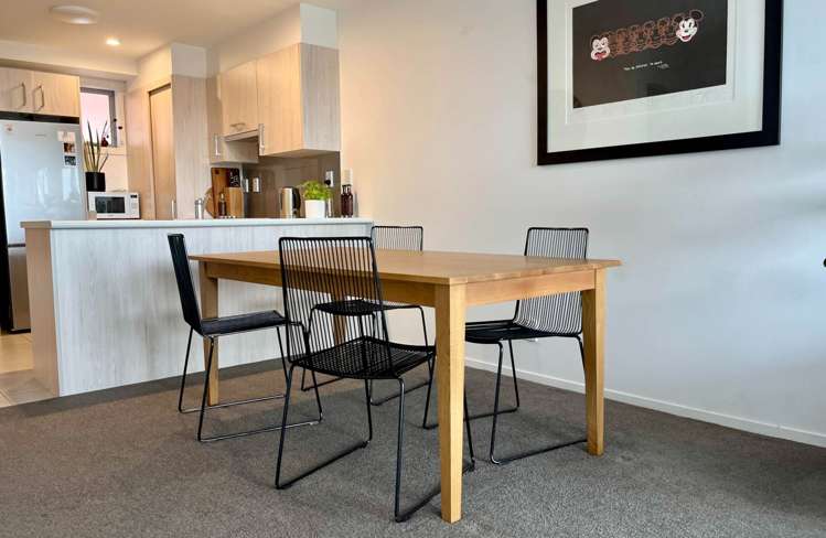 123/17 Link Crescent Stanmore Bay_3