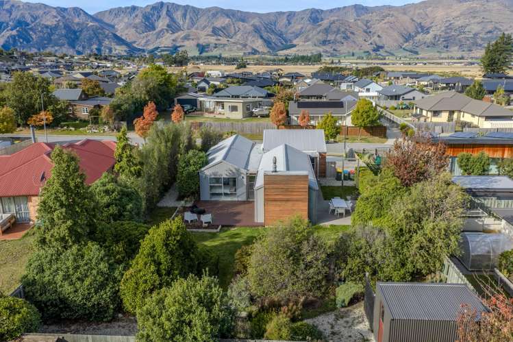 20 Bell Street Lake Hawea_24