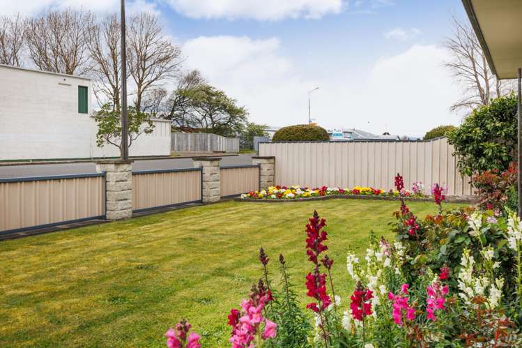 88 Warwick Street Feilding_24