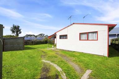 2 & 3/42 Hokonui Road_4