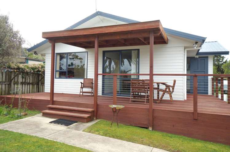 33 Shearwater Street One Tree Point_11