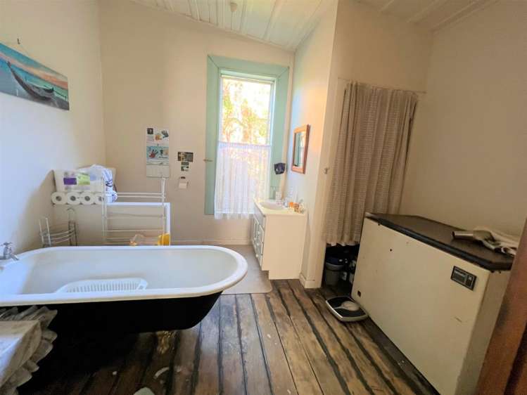 119 Main Road Blackball_12