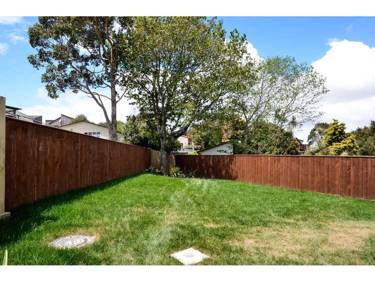 27 Taioma Crescent Te Atatu Peninsula_21