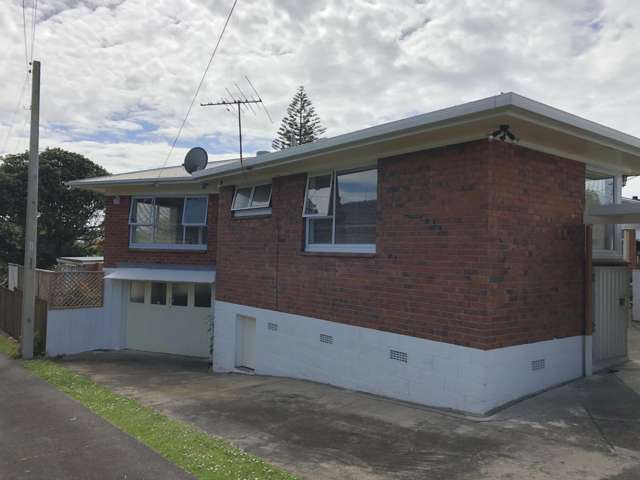 38 Grande Vue Road Hillpark_1