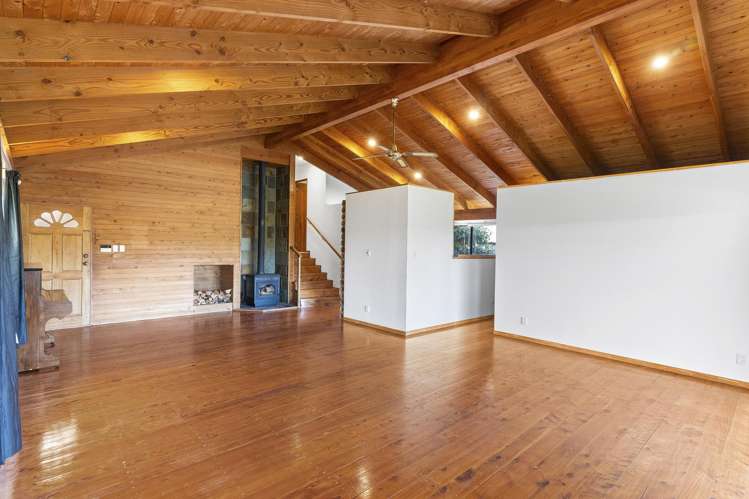 48 McEntee Road Waitakere_12