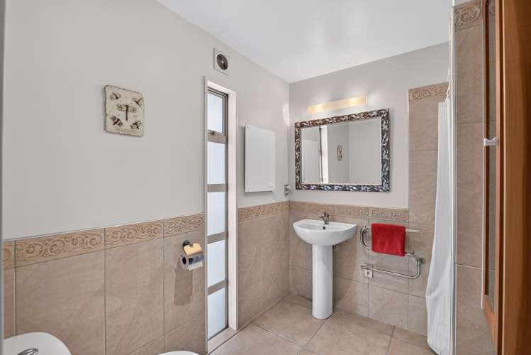 170 Kaimata Road Bay View_38