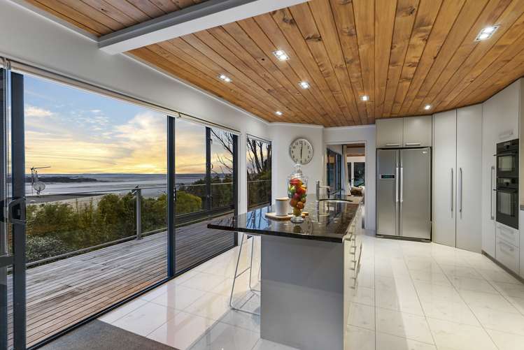 42 Sylvania Crescent Lynfield_5