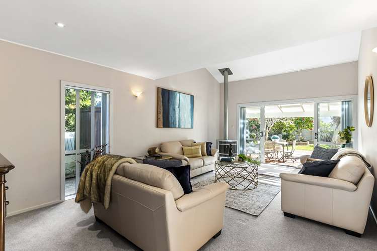 14 Essington Place Half Moon Bay_4