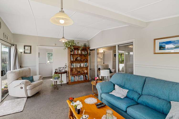 23 Holton Road Amberley_8