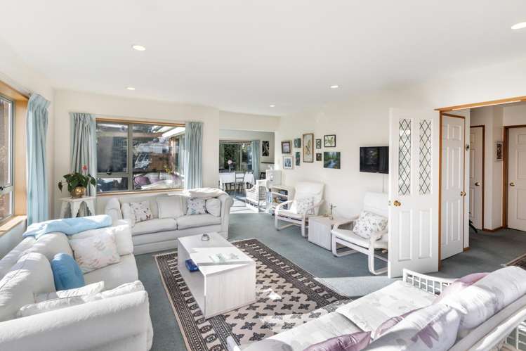 1/14 Aston Drive Waimairi Beach_4
