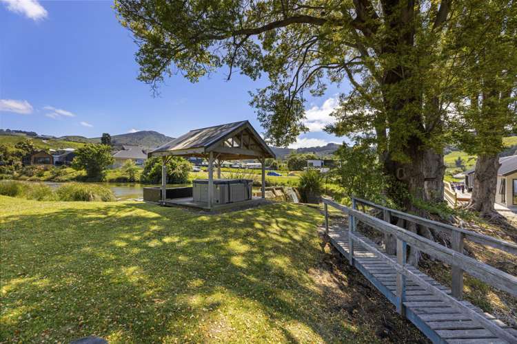 12 Shirley Lane Sawyers Bay_23