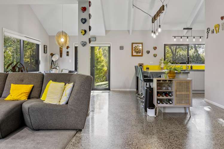 167 Caroline Drive Maunganamu_15