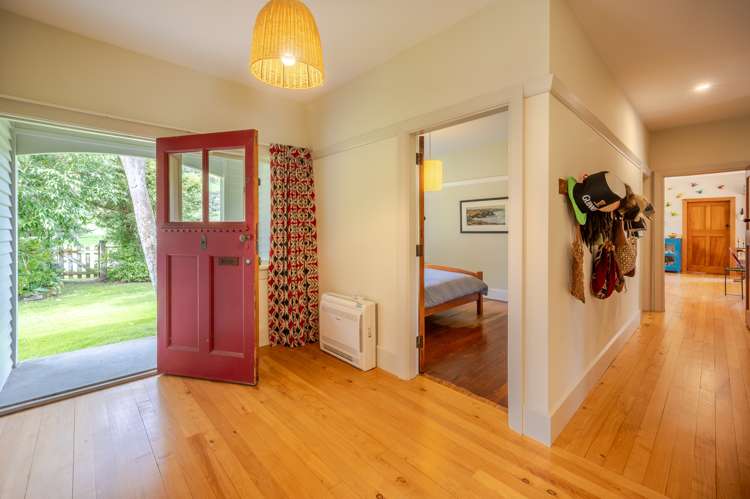 1123 Okains Bay Road Okains Bay_11