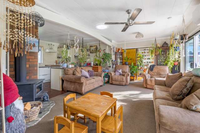 87 Pigeon Valley Road Wakefield_4