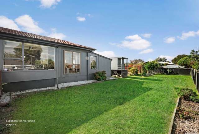 64 Hyperion Drive Randwick Park_1