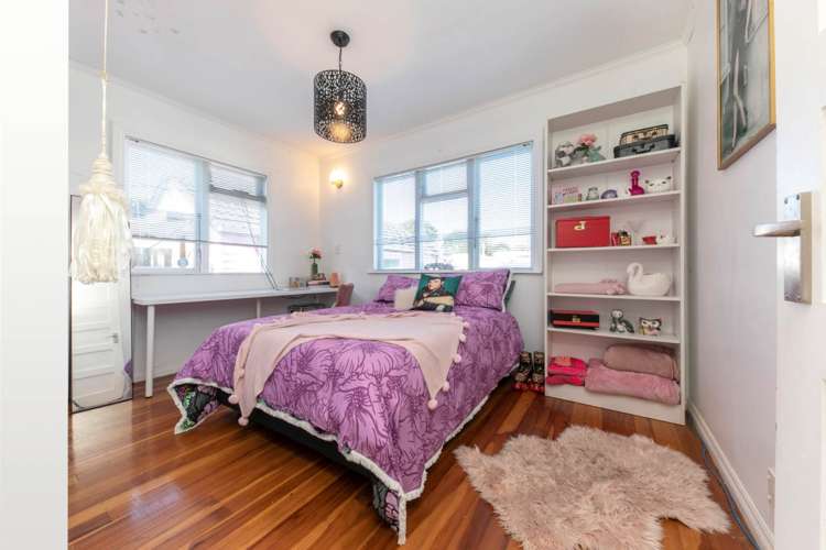 85 Godley Road Green Bay_12