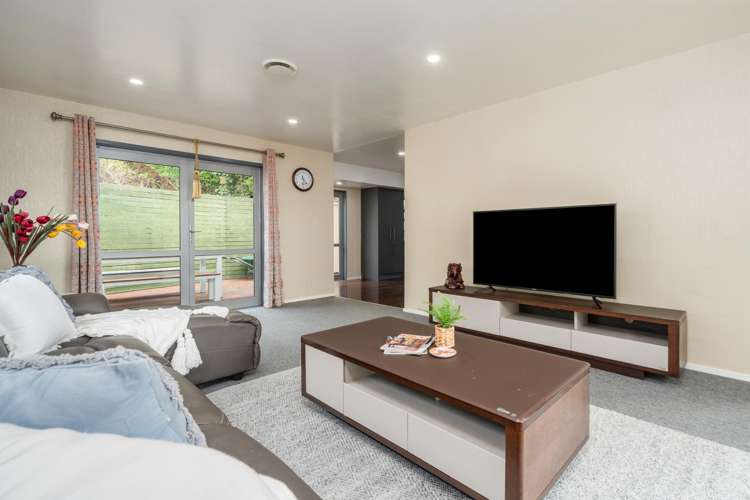 59 Amesbury Drive Churton Park_4