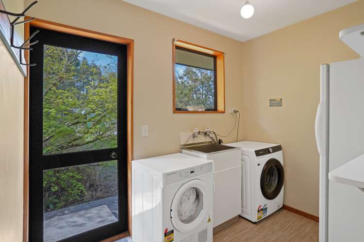 1825 Cust Road Cust_9