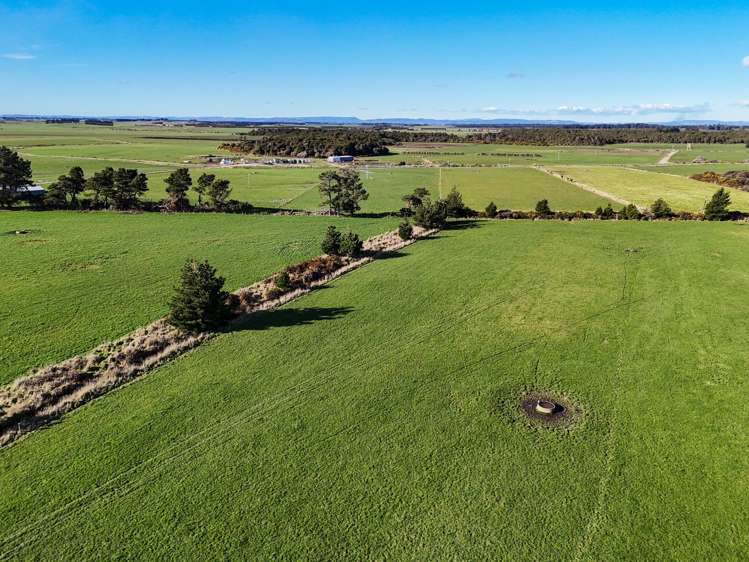 529 Clearwater Road Awarua_6