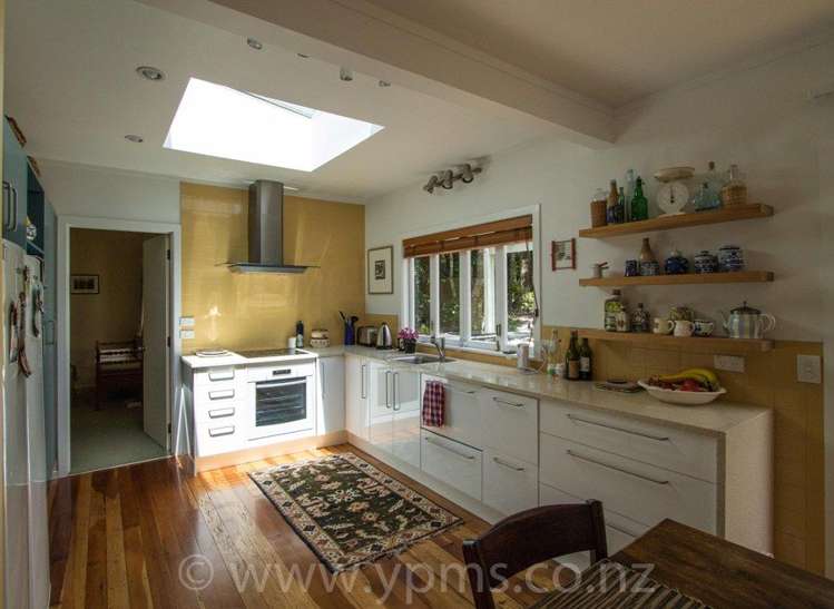 7 Valley Road Titirangi_5