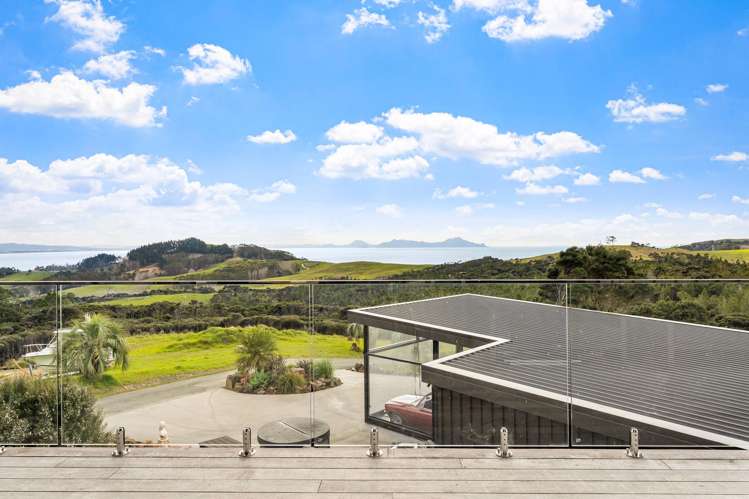 1570 Cove Road Mangawhai_47