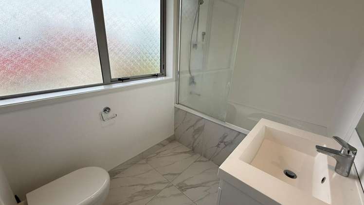 47b Lynwood Road New Lynn_16