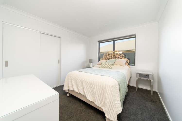 7 Roto View One Tree Point_4