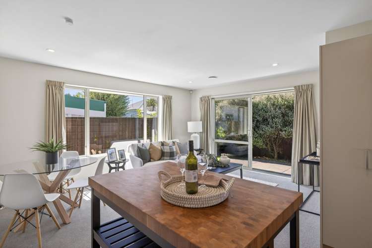 52 Thackeray Place Waltham_5