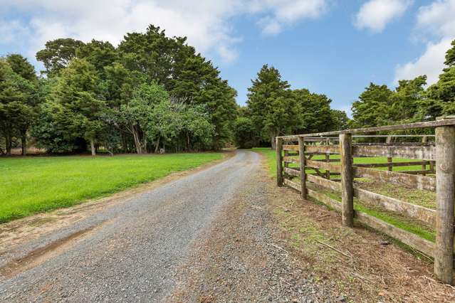 27 Woodward Road Maungatapere_1