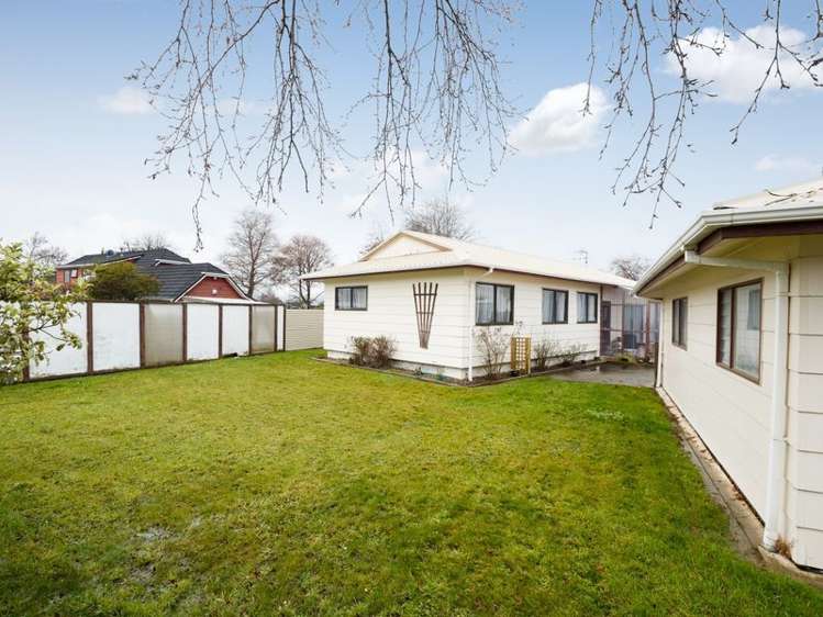 50 Suzanne Grove Kelvin Grove_17