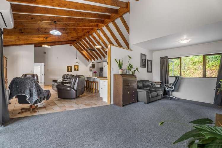 253 Whitford Road Whitford_11