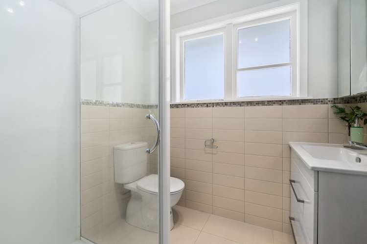 51 Routley Drive Glen Eden_11