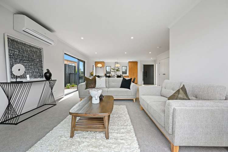 84 Maanihi Drive Rototuna North_3