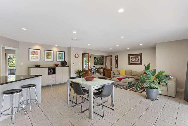 2 Vinograd Drive Te Atatu Peninsula_13