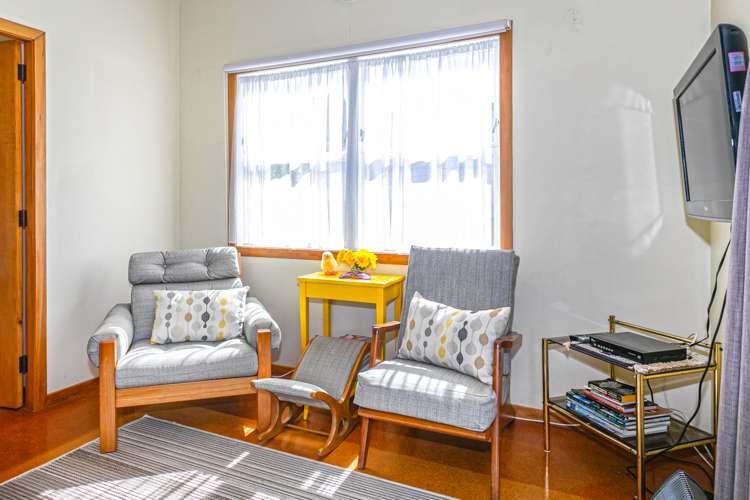 8 Dawn Avenue Hahei_15