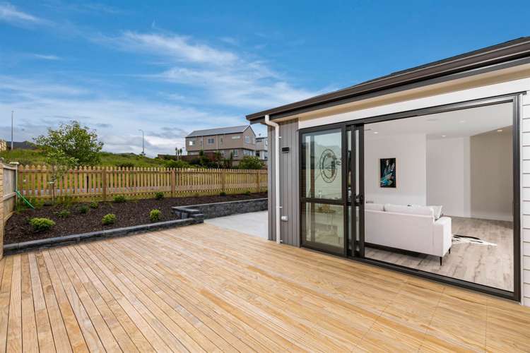 19 Tautoru Avenue Orewa_10