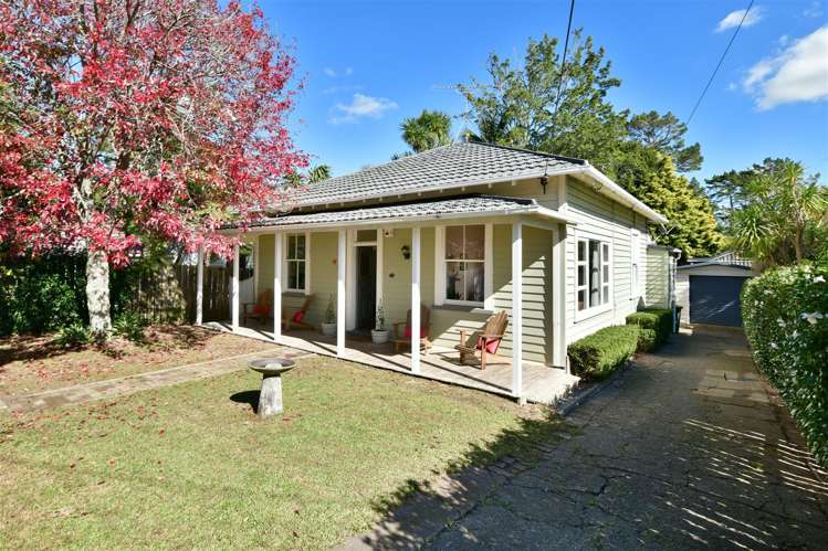 25 Kowhai Street Helensville_42