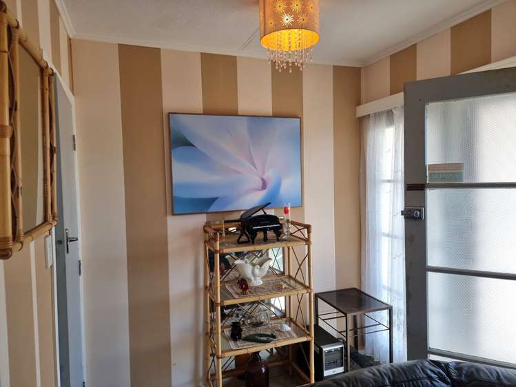 16 Mark Perreau Place Foxton_10