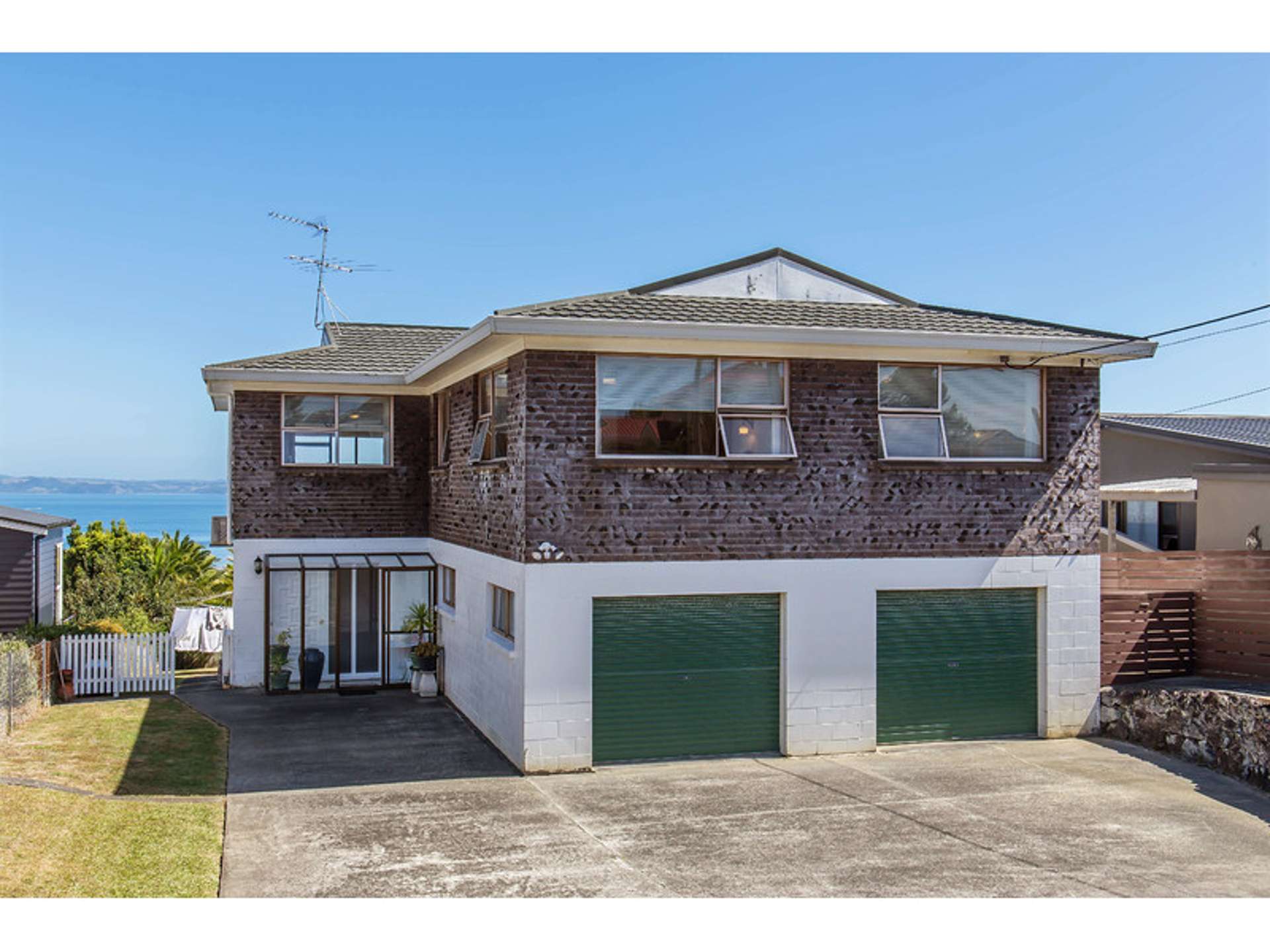 1338 Whangaparaoa Road Army Bay_0