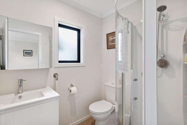 70 King Road Rosewill_9