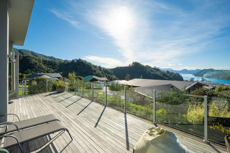 33 Harbour View Heights Picton_24