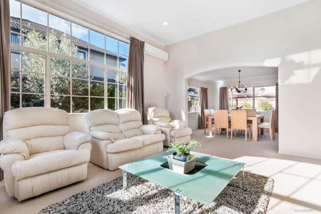 9 Carousel Crescent East Tamaki Heights_2