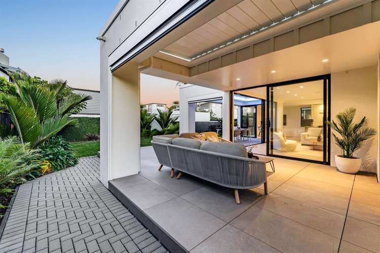 23 Muritai Road Milford_10