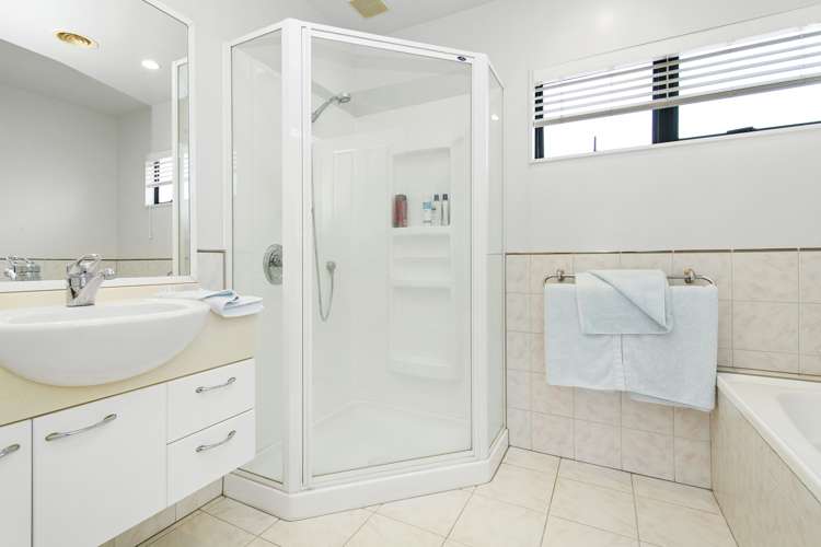 59 Hautana Street Woburn_21