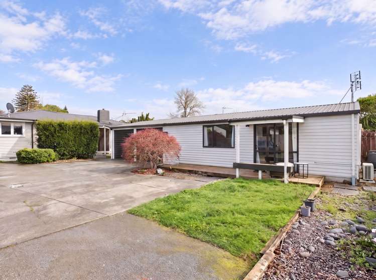 64 & 64A Aurora Terrace Hillcrest_1