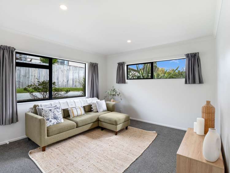 29 Gledstane Road Stanmore Bay_19