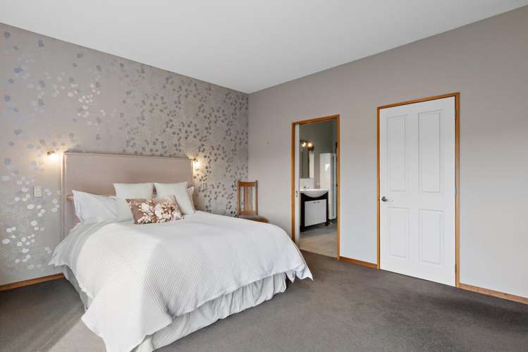 14 Country Place Allenton_14