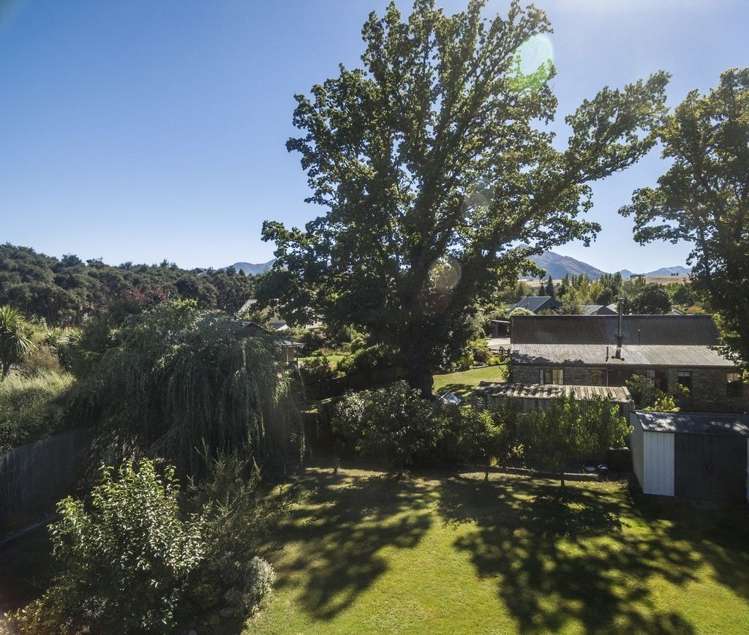 10 Hunt Place Albert Town_16