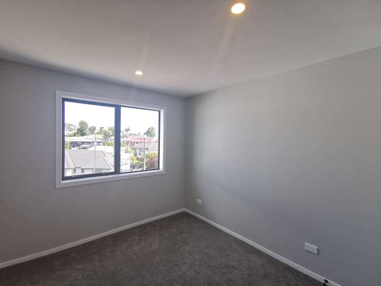 13E Windermere Crescent Blockhouse Bay_11