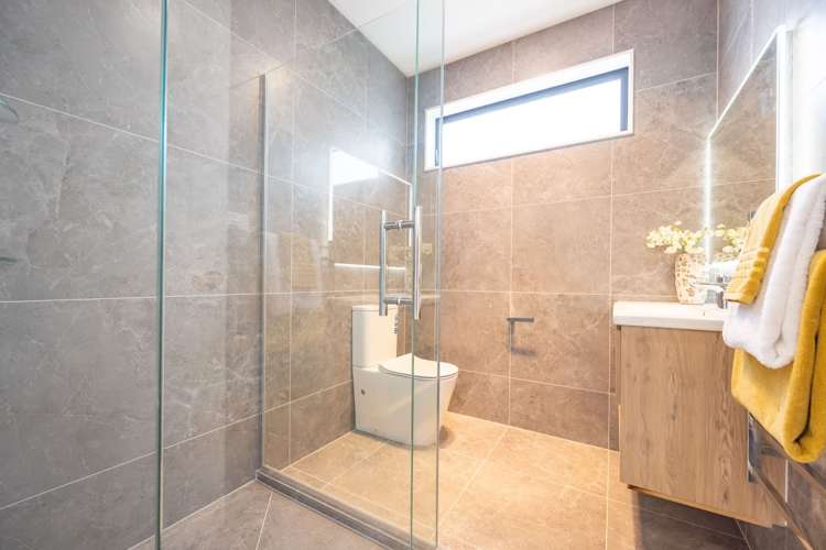 13 Spars Road Wainui_24